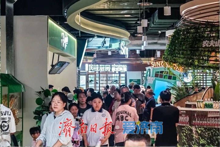 从狮城到泉城！济南起步区鹊山生态文化区借“南洋风”出圈，成假期文旅黑马