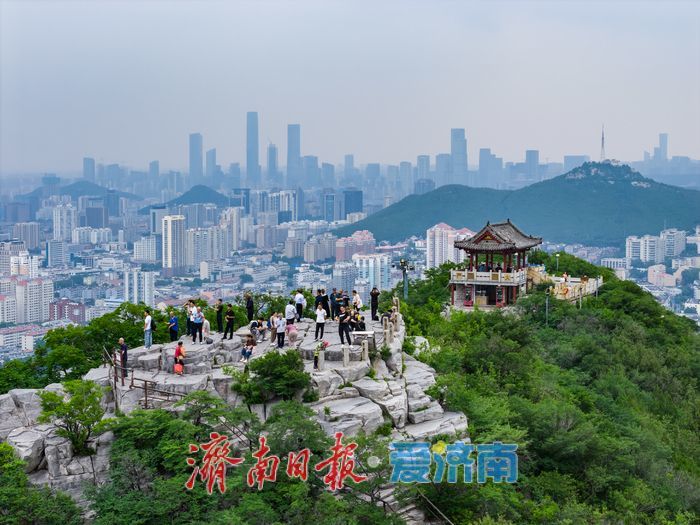 千佛山巅的“城市切片”