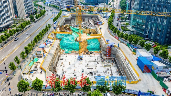 济南舜泰广场地下停车场项目加速建设