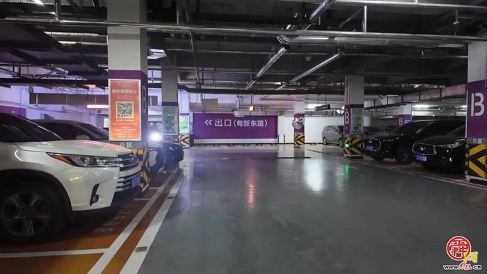 强省会建设丨历下区甸柳新村街道：巧解老旧小区停车难