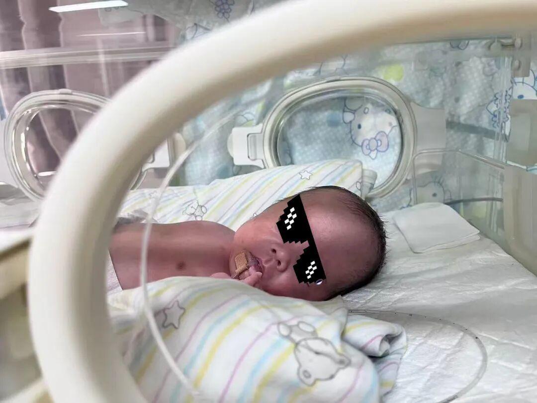 从650g到2.41kg，超早产“掌心宝宝”的96天重生之旅