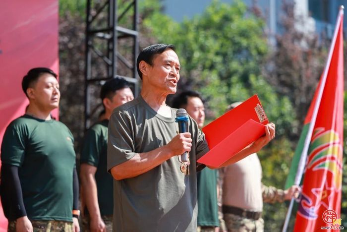 “新学期，你好！”东方双语开元校区：奋楫教育新征程，心愿点亮强国梦！