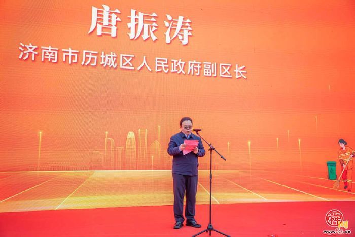 以城为卷 以心为笔 济南礼赞“唤醒城市的人”