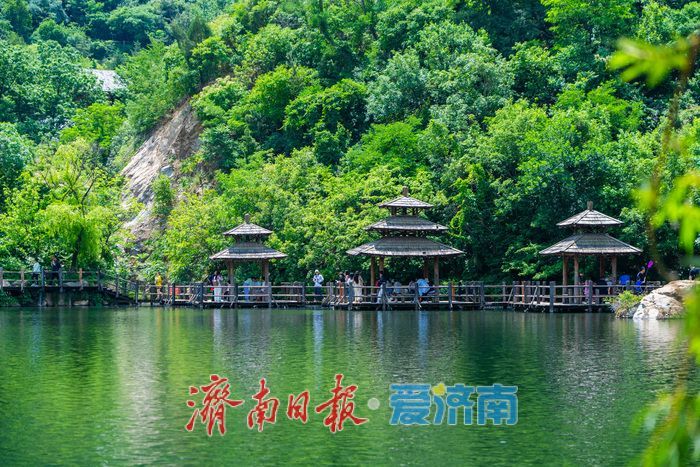 一年四季·泉在济南 