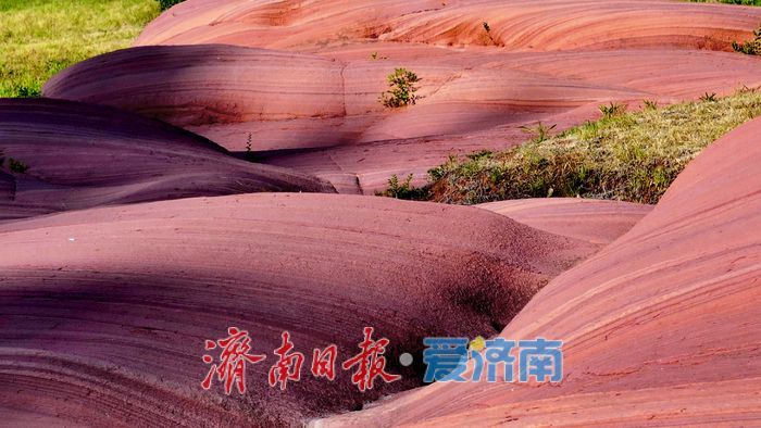 一年四季 泉在济南丨莱芜红石公园：繁华都市中的侏罗纪奇观