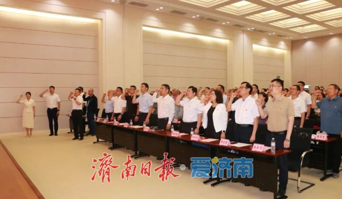 市科技局举办“薪火相传科技路 青春竞演奋进歌”主题活动