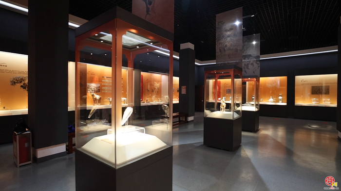 骐骥腾骧——马文化主题文物展