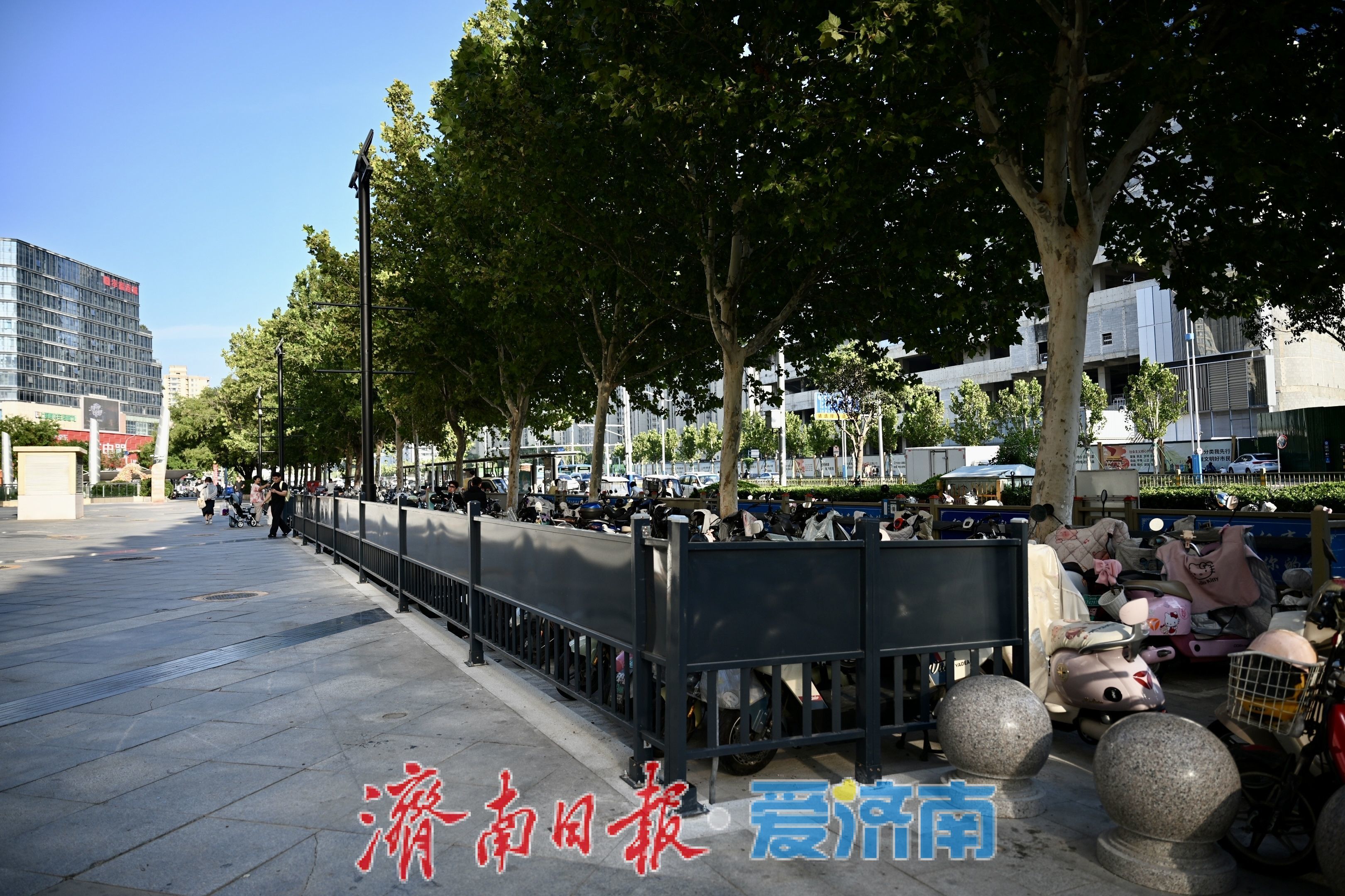 新增非机动车停车场 济南和谐广场纾解停车难题、焕新商圈出行环境