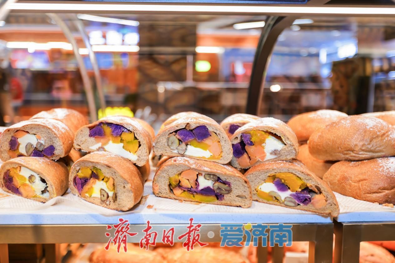 济南“胖东来”又推新福利，“山茶花山泉吐司”进泉城！