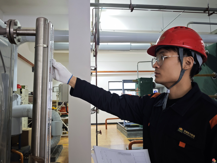 �������ڸڣ��������������ػ�Ȫ��&ldquo;��ů��...