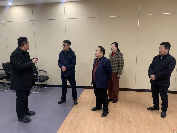 章丘区贸促会牵线搭桥共促政企跨境电商合作交流