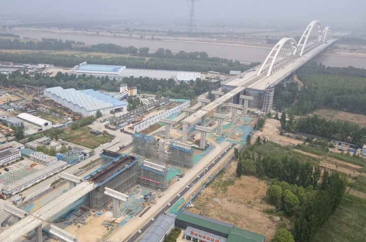 济南黄河齐鲁大桥桥梁桩基施工全部完成