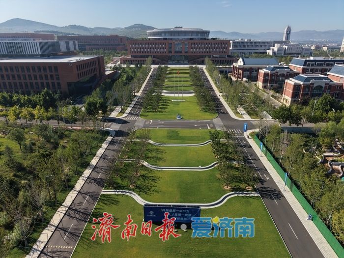 空天信息大学建设进入收官阶段，“空天之眼”内部细节首度公开
