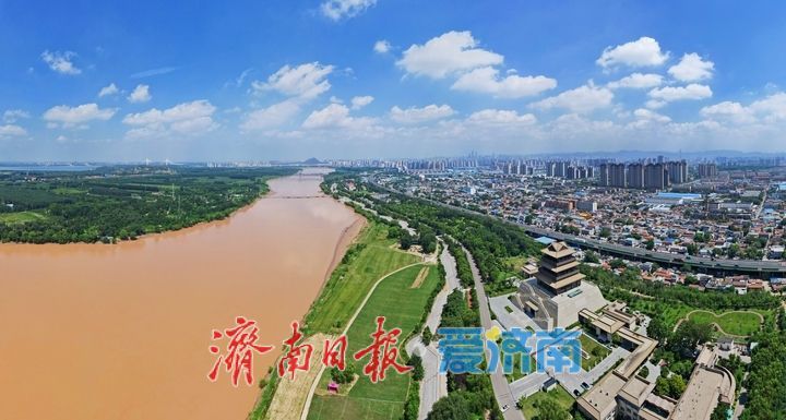 外围云系影响过后 济南重现澄澈“泉城蓝”