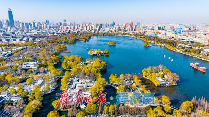 雪后大明湖景如画 超然楼与城市天际同框