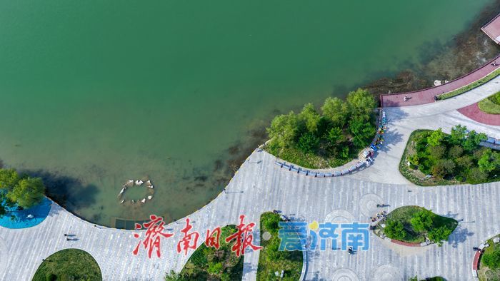 碧水映蓝天 云锦湖公园绘就城市生态画卷