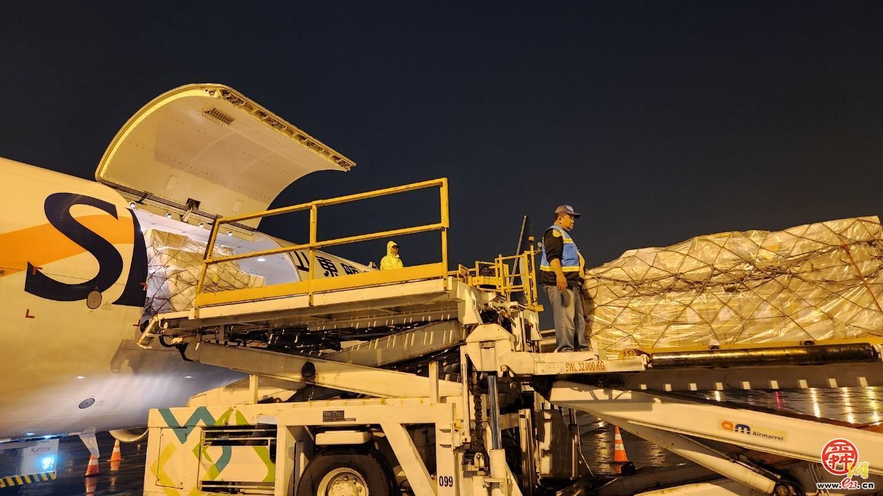 山东航空开通深圳-雅加达国际货运航线