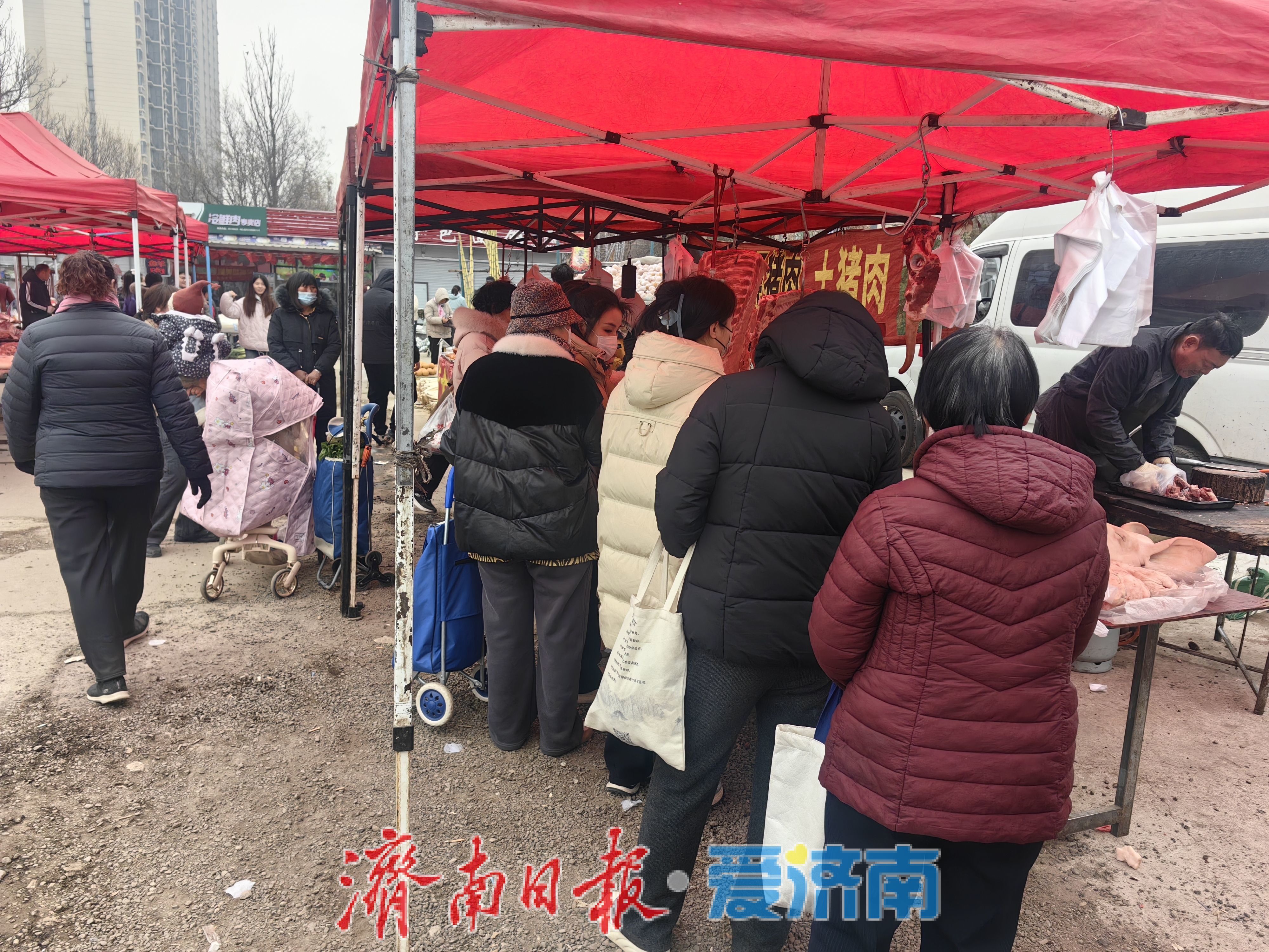 腊月里的烟火气：年味渐浓赶大集