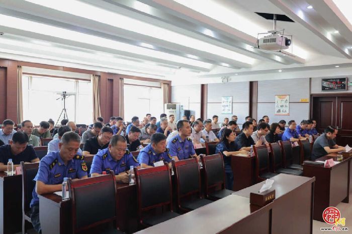 济南市城管系统综合行政执法监督专题培训会议召开