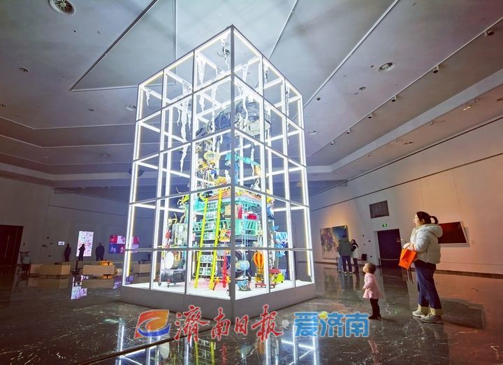 走进“人智时代”，第三届济南国际双年展开展