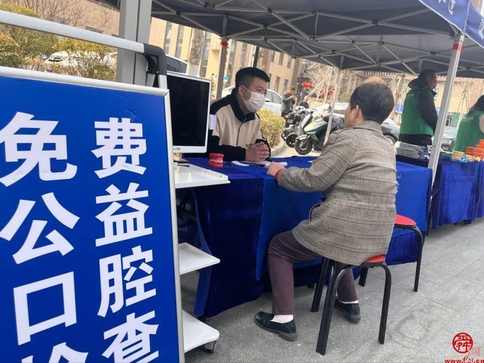 首场开售即火爆“泉水人家”大集上演“补货忙”