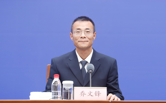 世界上有多大的船，青岛港就有多大的码头！青岛港可停靠世界最大23.7万总吨邮轮