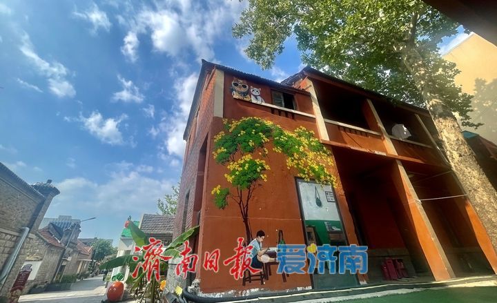 彩绘添彩！红砖小楼焕发新活力
