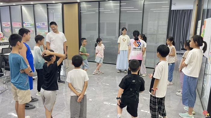 楼上办公，楼下带娃：槐荫楼宇里的“五分钟幸福圈”