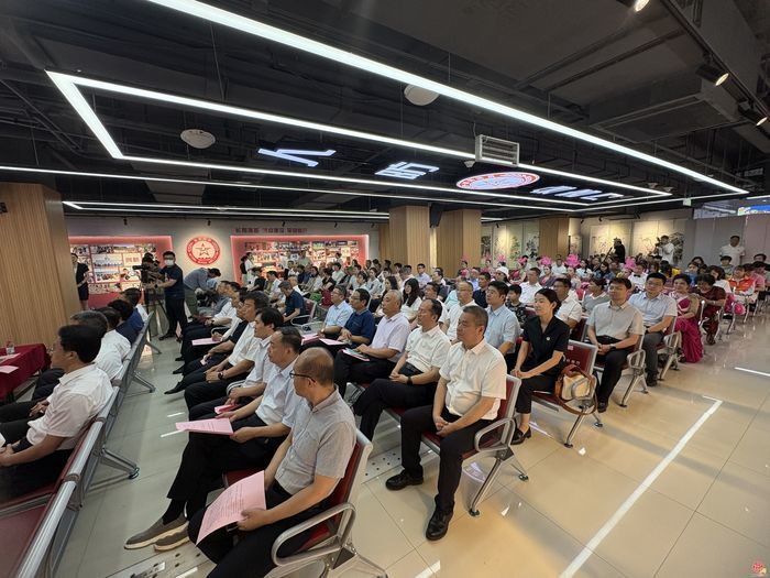 【邀约共享·清凉一夏】2025年济南市民生实事项目人防工程“清凉一夏”便民服务活动启动仪式在纬十二路人防工程举行