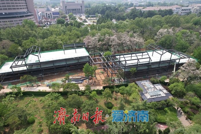 泉城公园菊花圃园游客驿站主体成型