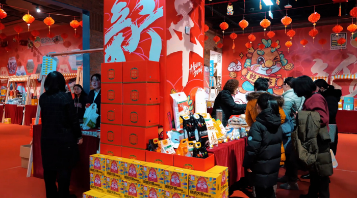 覆盖近千个品牌、5000余家商户，泉城路商圈发布新春促消费系列活动