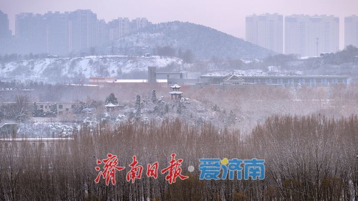 雪裹腊山染暮霞，济南西城邂逅冬日限定浪漫