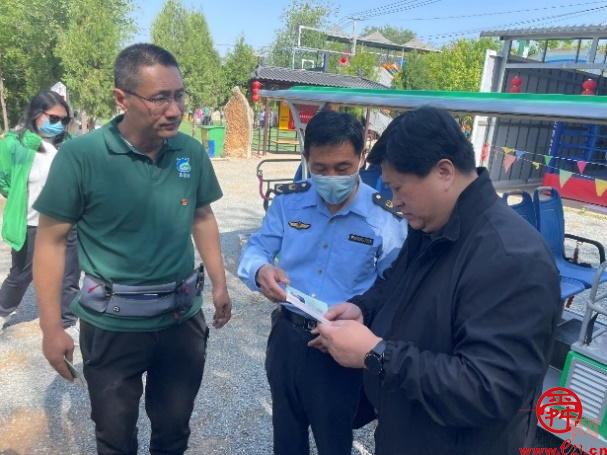 泉城市场监管“不打烊” 守护“泉”在济南过五一