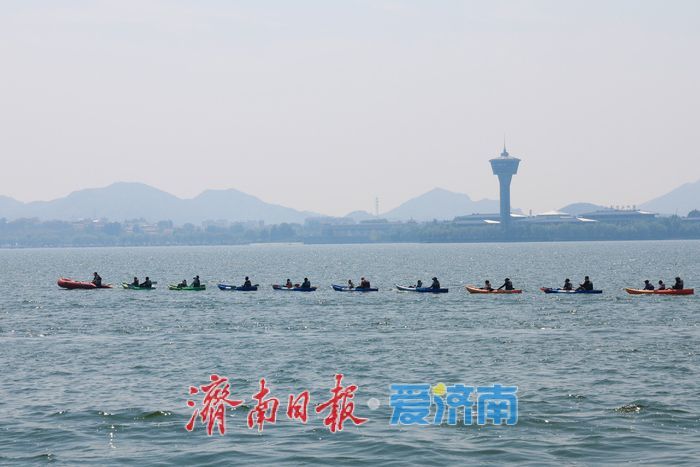 一年四季 泉在济南丨挥桨破浪！ 帆船皮划艇水上运动点燃假日激情