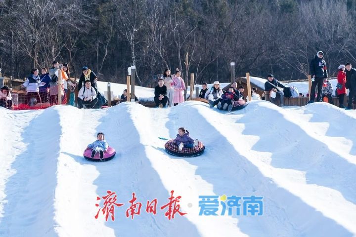 正月初五，山东200家旅游景区接待游客463.5万人次，营业收入2.2亿元