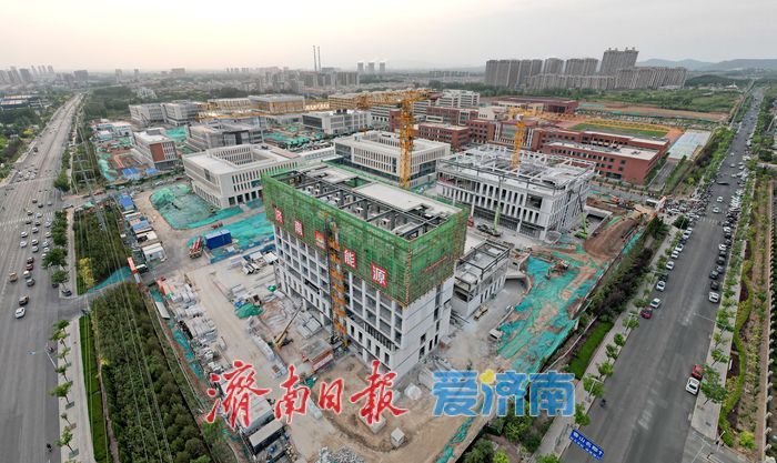 山东商业职业技术学院莱芜校区建设展现新貌