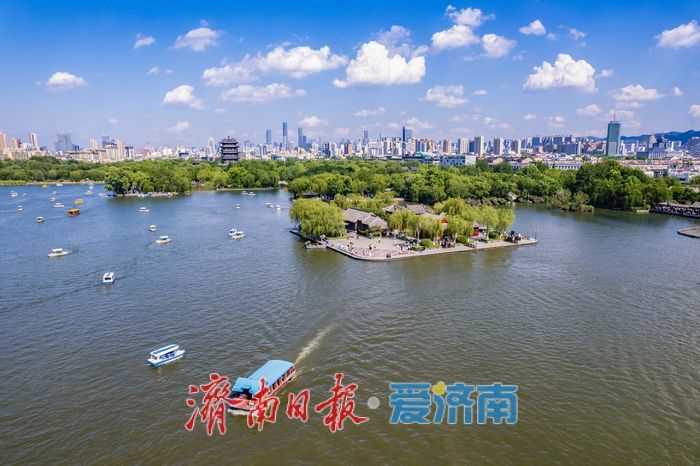 一年四季 泉在济南丨天光云影，乐享假期！市民尽享惬意时光