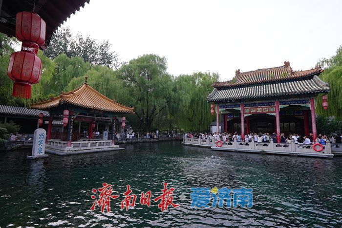 “水涌若轮”盛景醉游人
