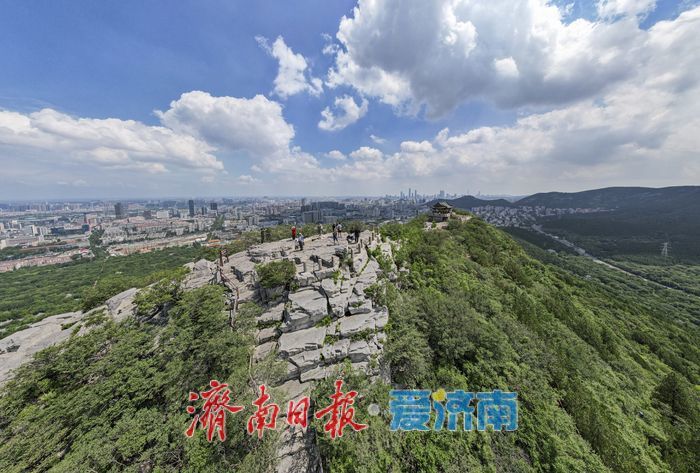 一年四季 泉在济南丨雨霁云开登高望远，千佛山上风景独好