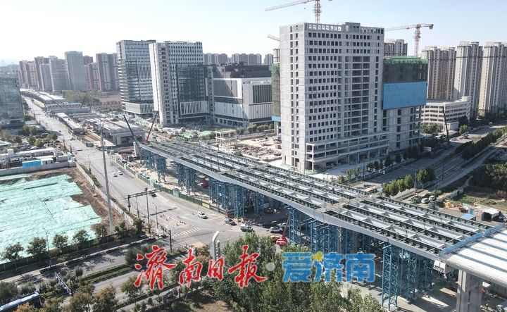 项目强省会｜济南凤凰黄河大桥南延工程多处上跨关键性路口连续梁实现合龙
