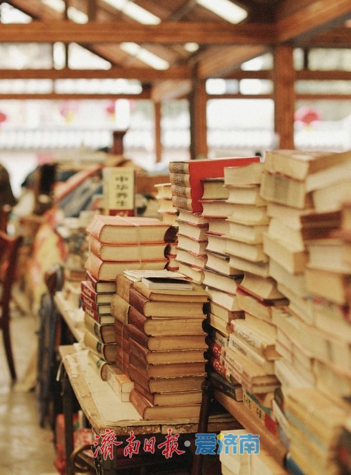 当阅读像泉水般自然流淌——一城泉水一城书