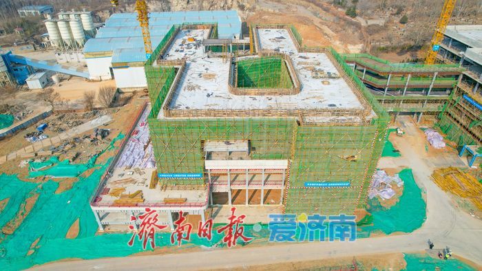 南康初中项目稳步推进，未来将满足2100名学生入学需求