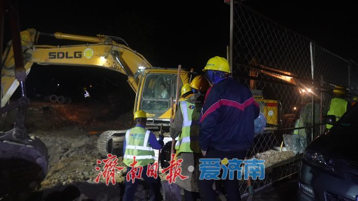 济南港九路工程正加班加点赶工