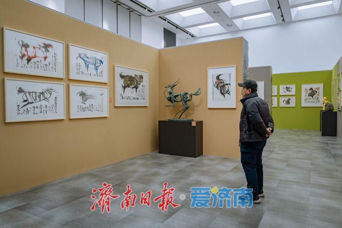 故宫启航巡展登陆济南！韩美林300余件生肖作品献礼家乡新春​ ​