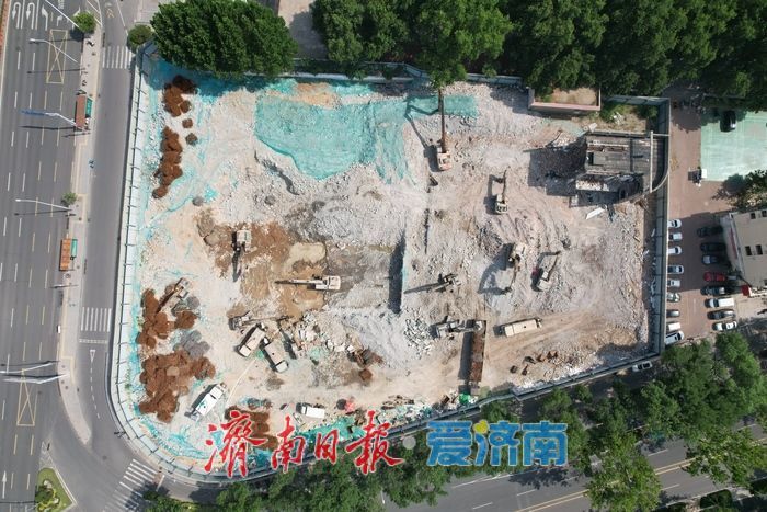 成丰桥片区更新加速 原天桥体育馆拆除近尾声