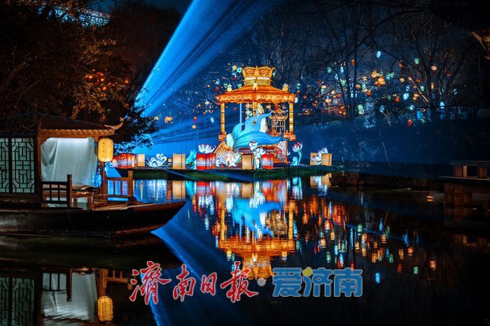 先睹为快！济南第45届天下第一泉迎春花灯会试亮灯