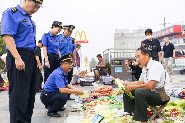 “精细”为线 “品质”为引 济南城管全力织就“暖城”品牌