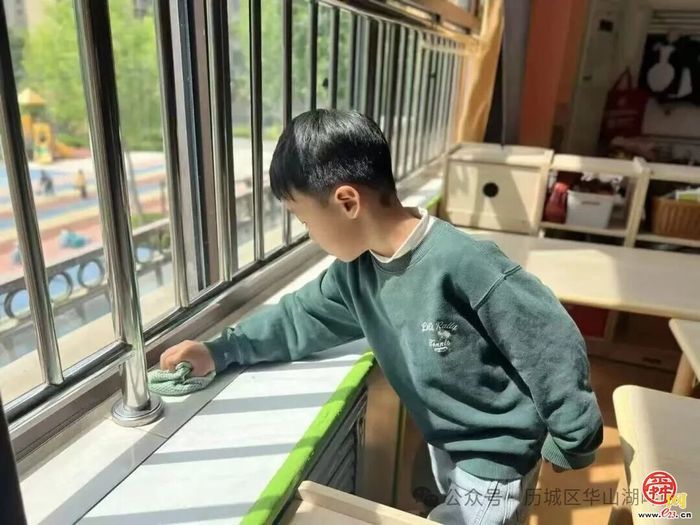 小手勤劳动 童心向美好——历城区华山湖畔园劳动节教育活动