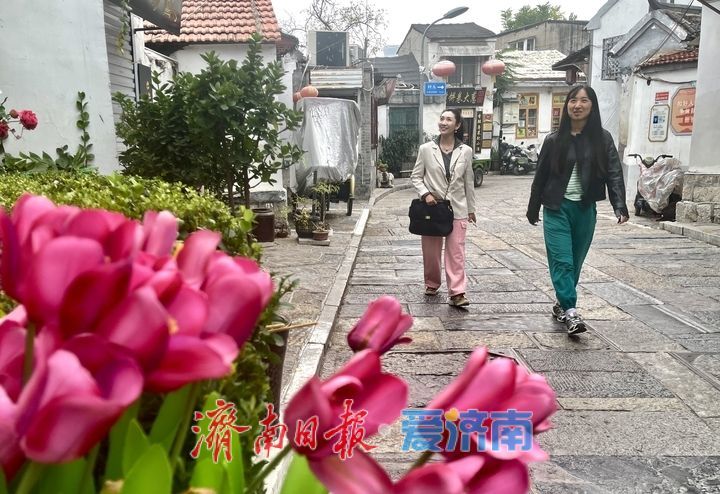 济南深巷 虽“老”却“潮”