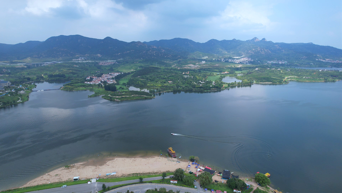 初秋雪野 湖光山色风光美